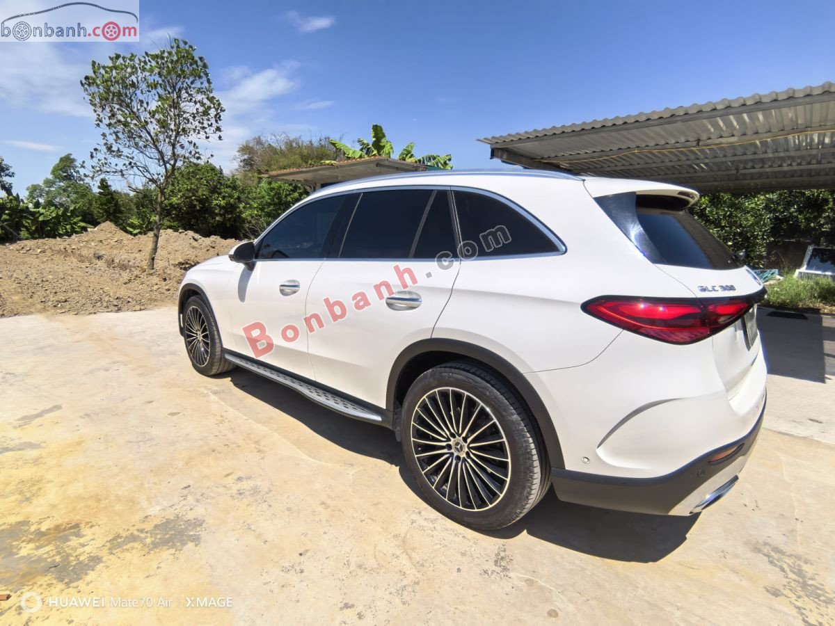 Bán ô tô Mercedes Benz GLC 300 4Matic - 2023 - xe cũ