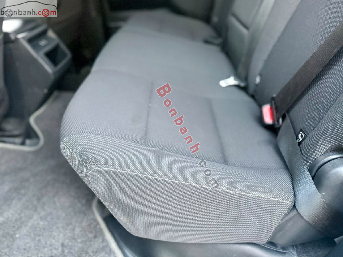 Bán ô tô Toyota Hilux Pro 2.8L 4x2 AT - 2026 - xe cũ