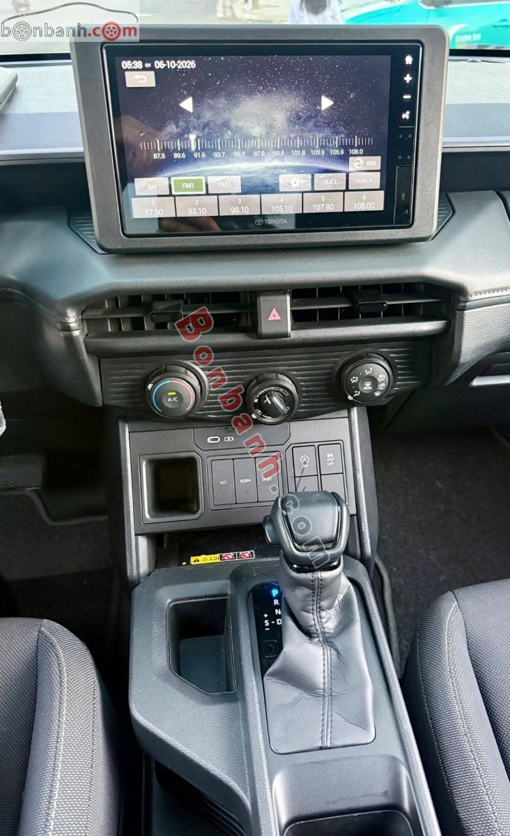 Bán ô tô Toyota Hilux Pro 2.8L 4x2 AT - 2026 - xe cũ