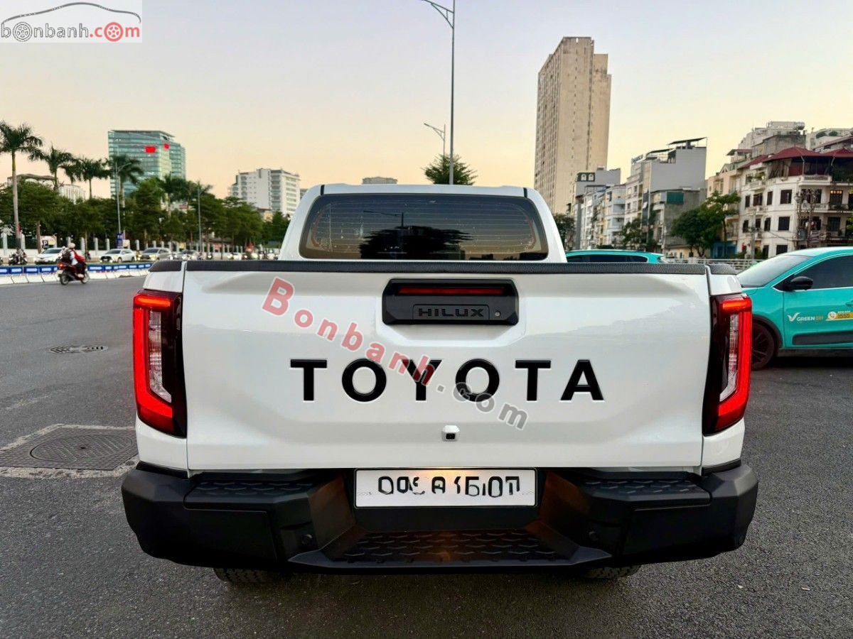 Bán ô tô Toyota Hilux Pro 2.8L 4x2 AT - 2026 - xe cũ