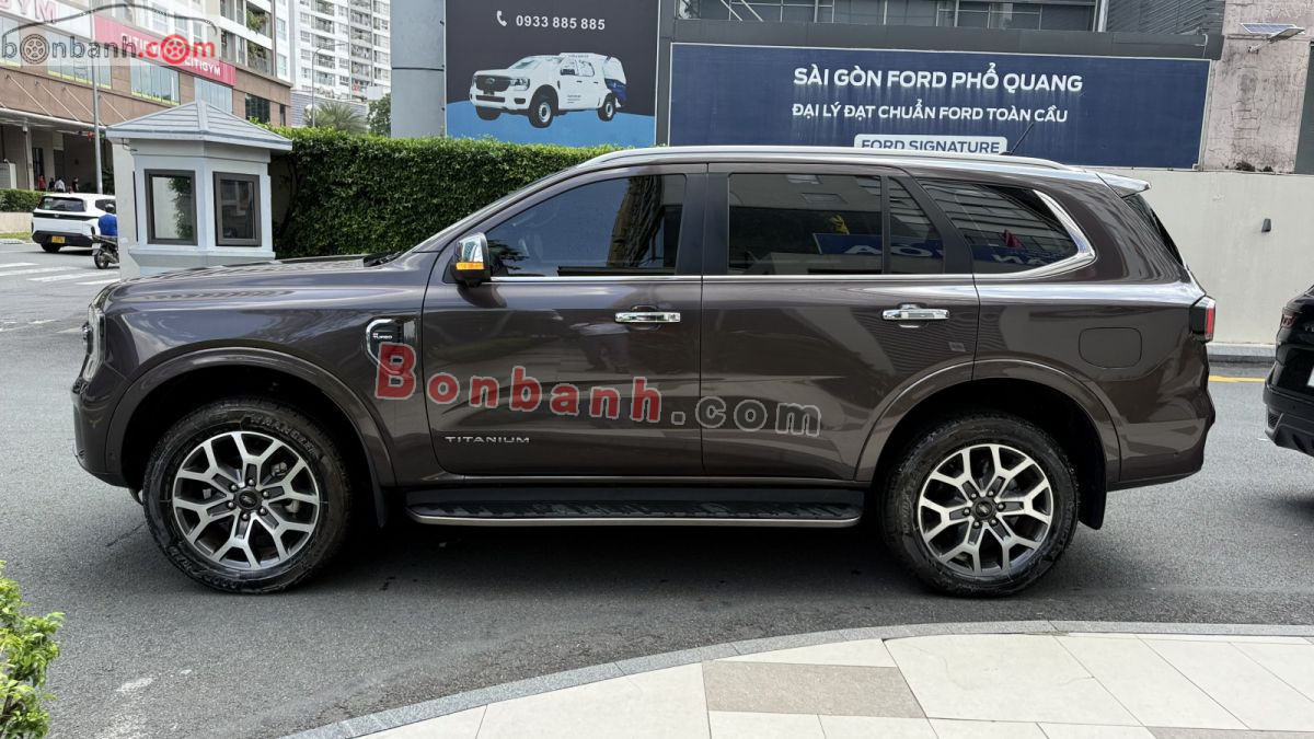 Bán ô tô Ford Everest Titanium Plus 2.0L 4x4 AT - 2022 - xe cũ