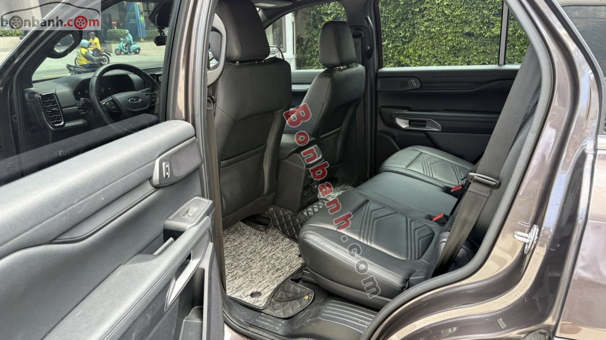 Bán ô tô Ford Everest Titanium Plus 2.0L 4x4 AT - 2022 - xe cũ