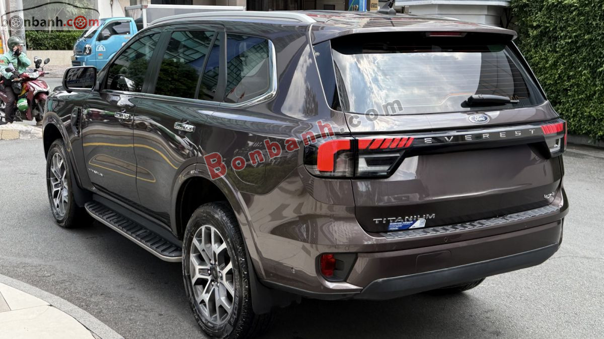 Bán ô tô Ford Everest Titanium Plus 2.0L 4x4 AT - 2022 - xe cũ
