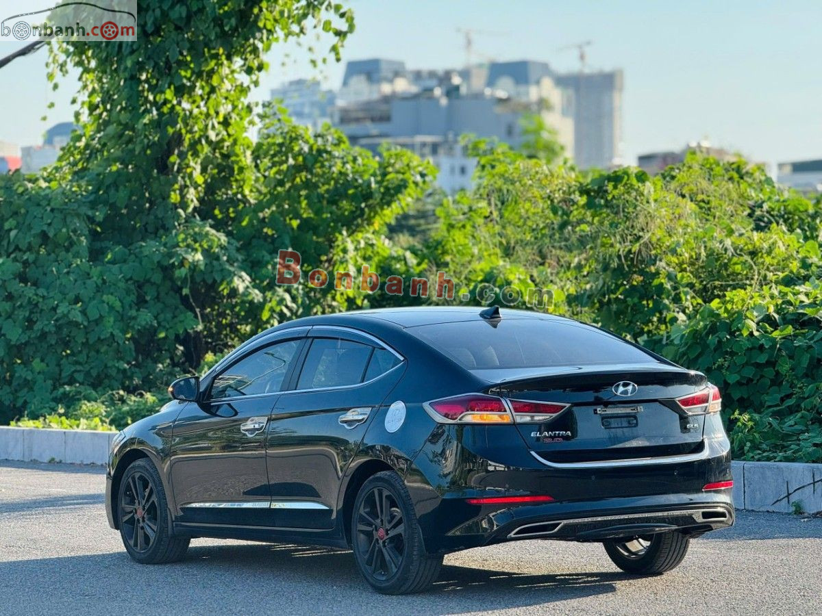 Bán ô tô Hyundai Elantra 2.0 AT - 2018 - xe cũ
