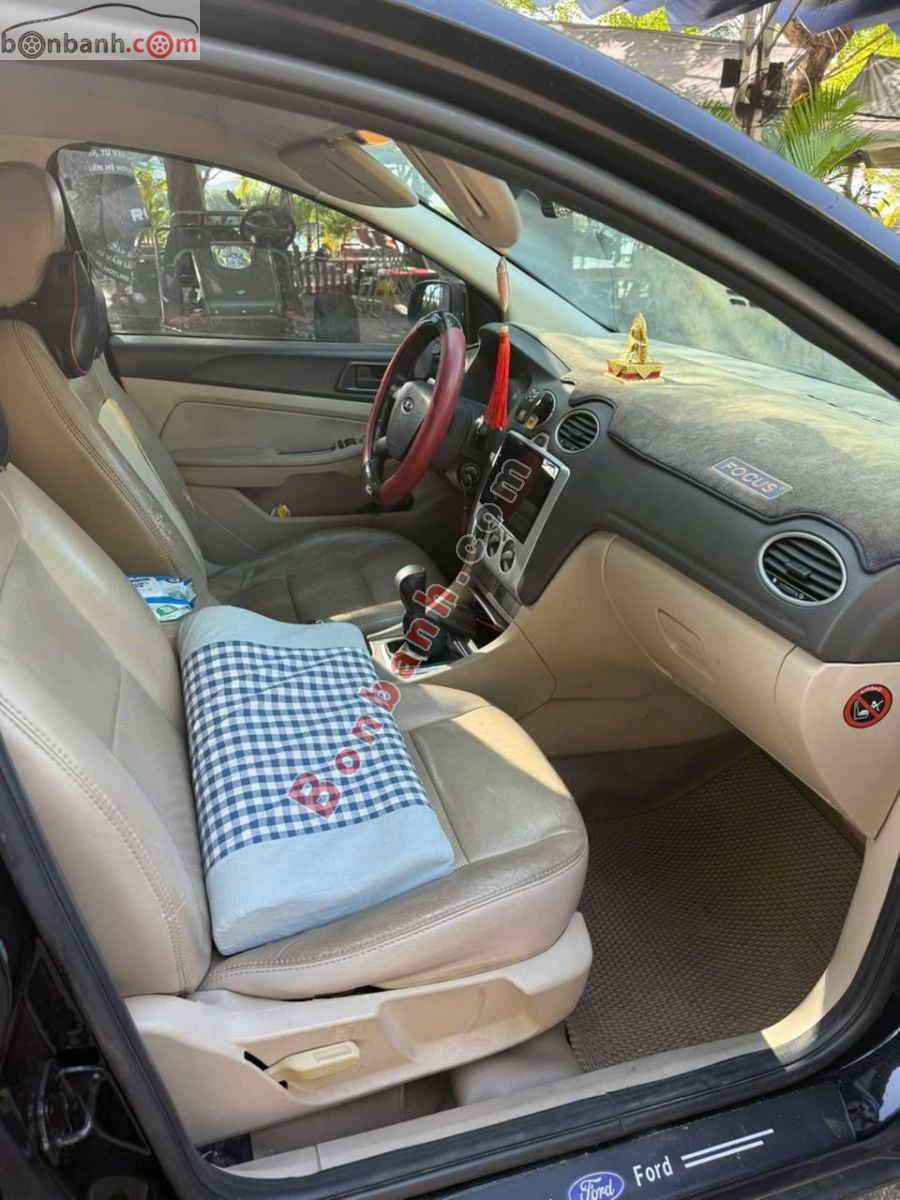 Bán ô tô Ford Focus 1.8 MT - 2011 - xe cũ