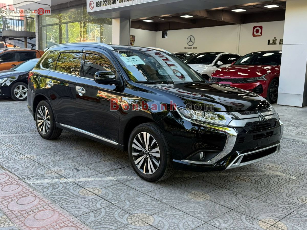 Bán ô tô Mitsubishi Outlander 2.0 CVT - 2022 - xe cũ
