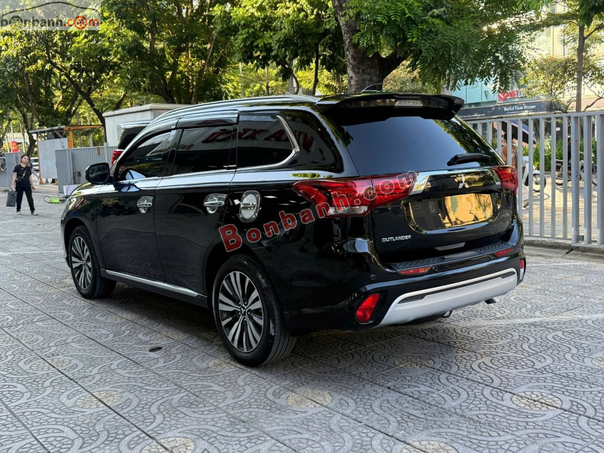 Bán ô tô Mitsubishi Outlander 2.0 CVT - 2022 - xe cũ
