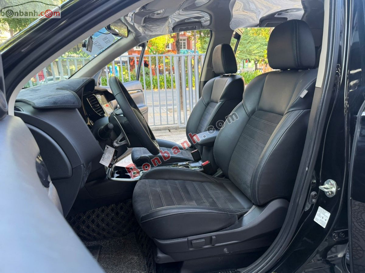 Bán ô tô Mitsubishi Outlander 2.0 CVT - 2022 - xe cũ