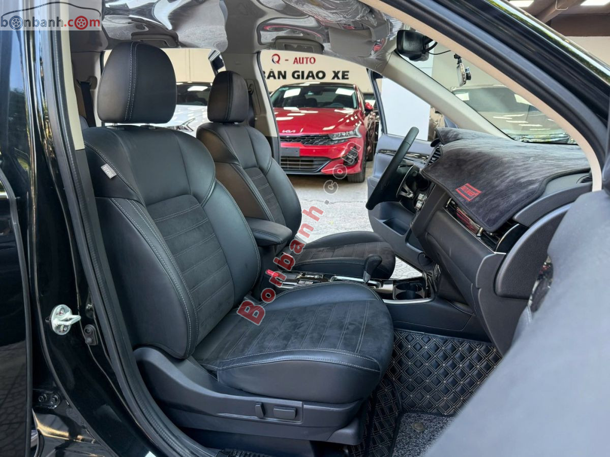 Bán ô tô Mitsubishi Outlander 2.0 CVT - 2022 - xe cũ
