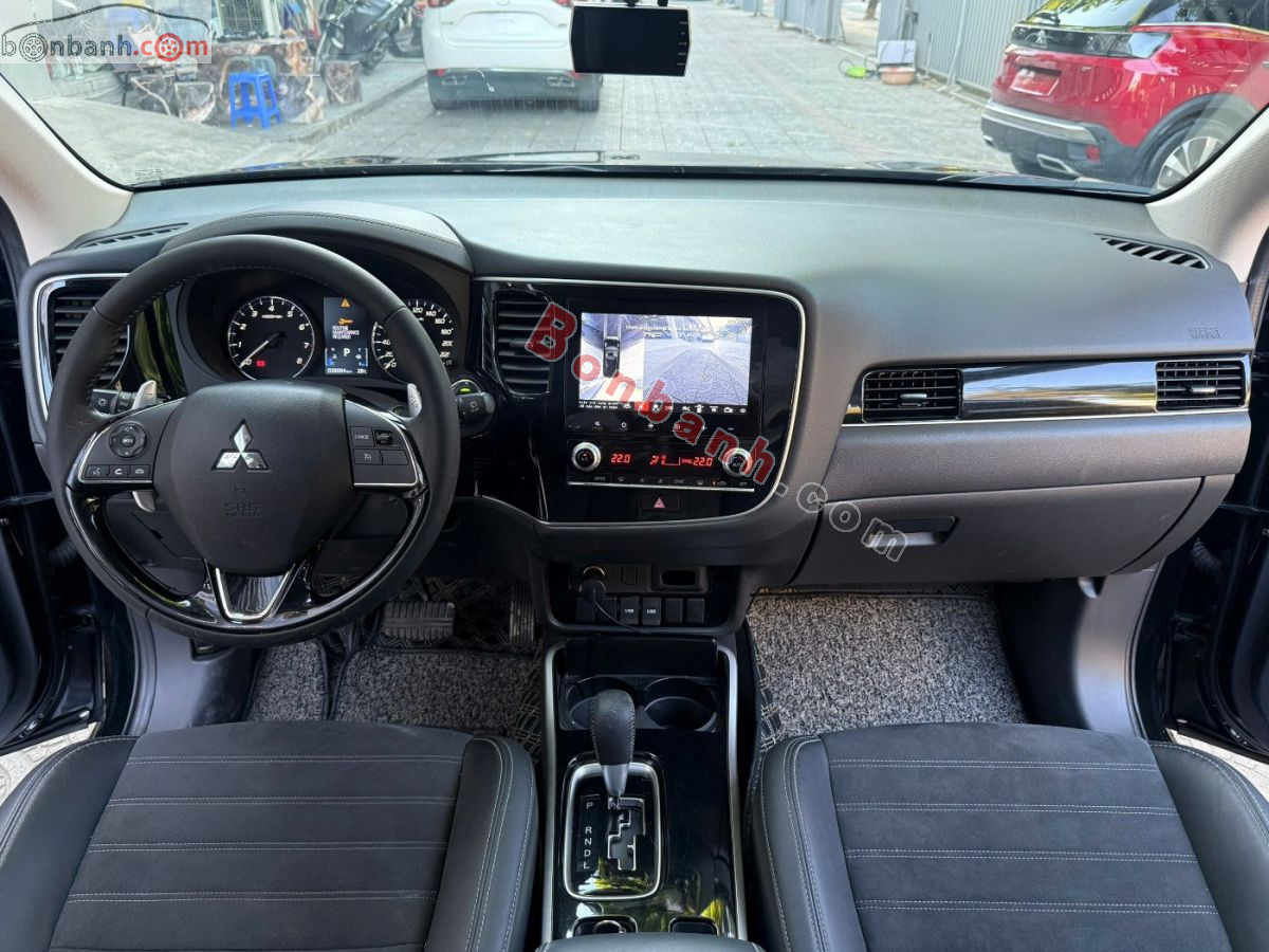 Bán ô tô Mitsubishi Outlander 2.0 CVT - 2022 - xe cũ