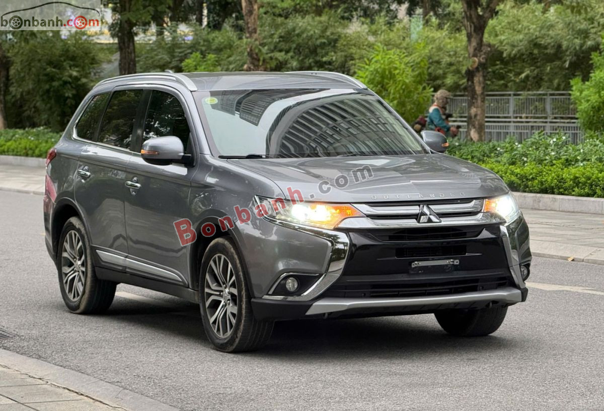 Bán ô tô Mitsubishi Outlander 2.0 CVT - 2019 - xe cũ