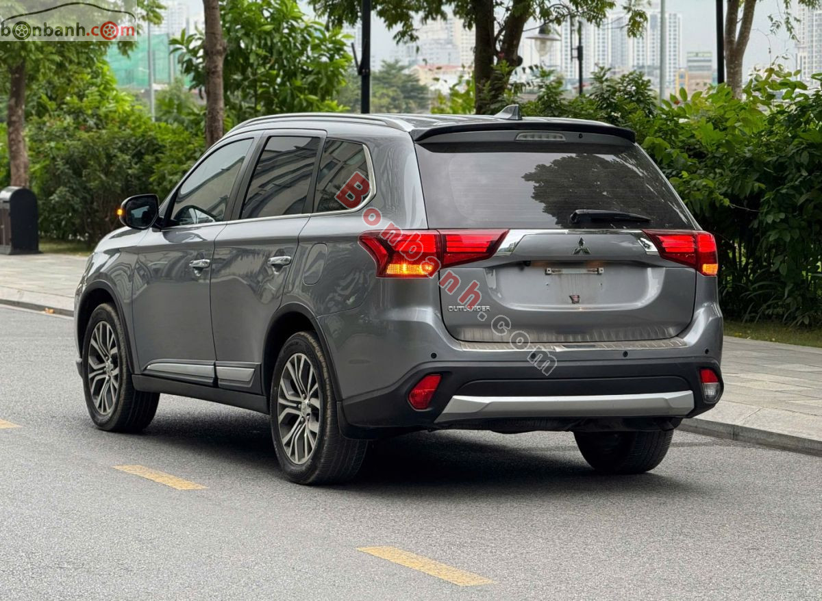 Bán ô tô Mitsubishi Outlander 2.0 CVT - 2019 - xe cũ