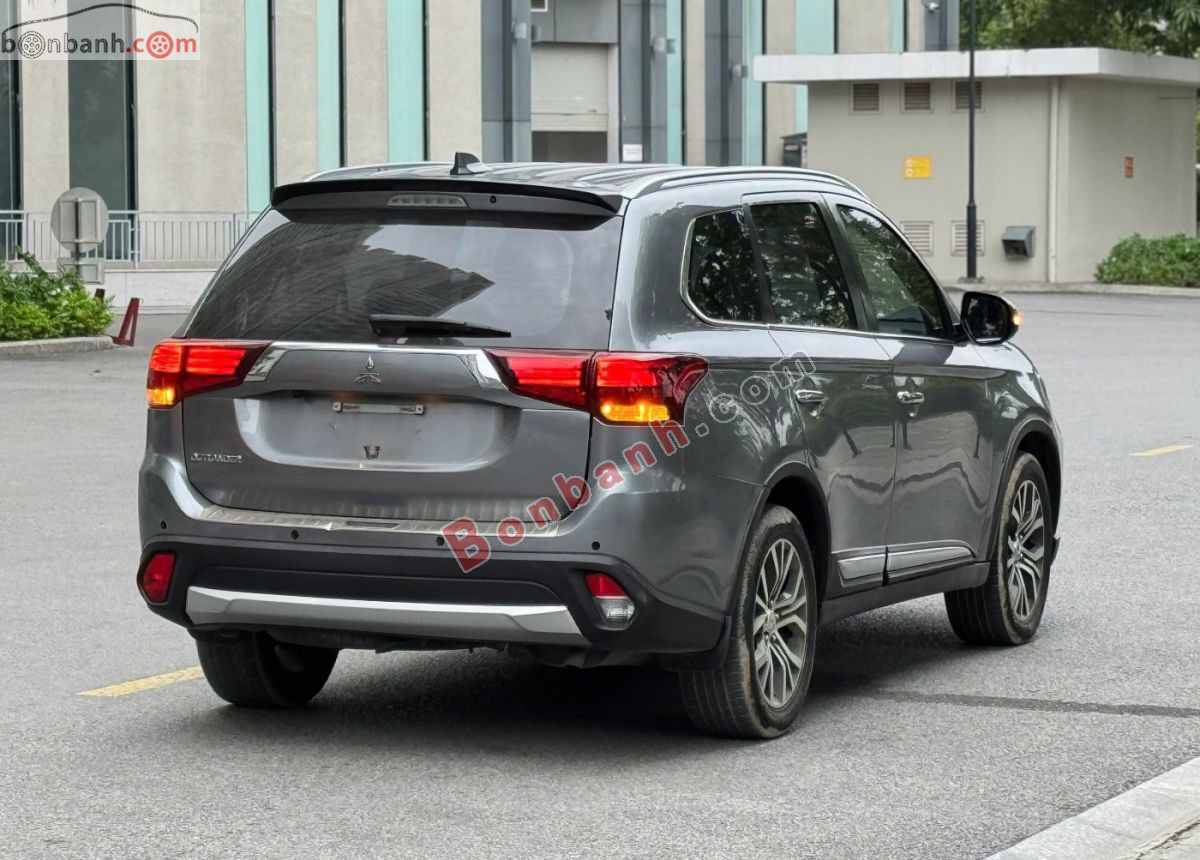 Bán ô tô Mitsubishi Outlander 2.0 CVT - 2019 - xe cũ