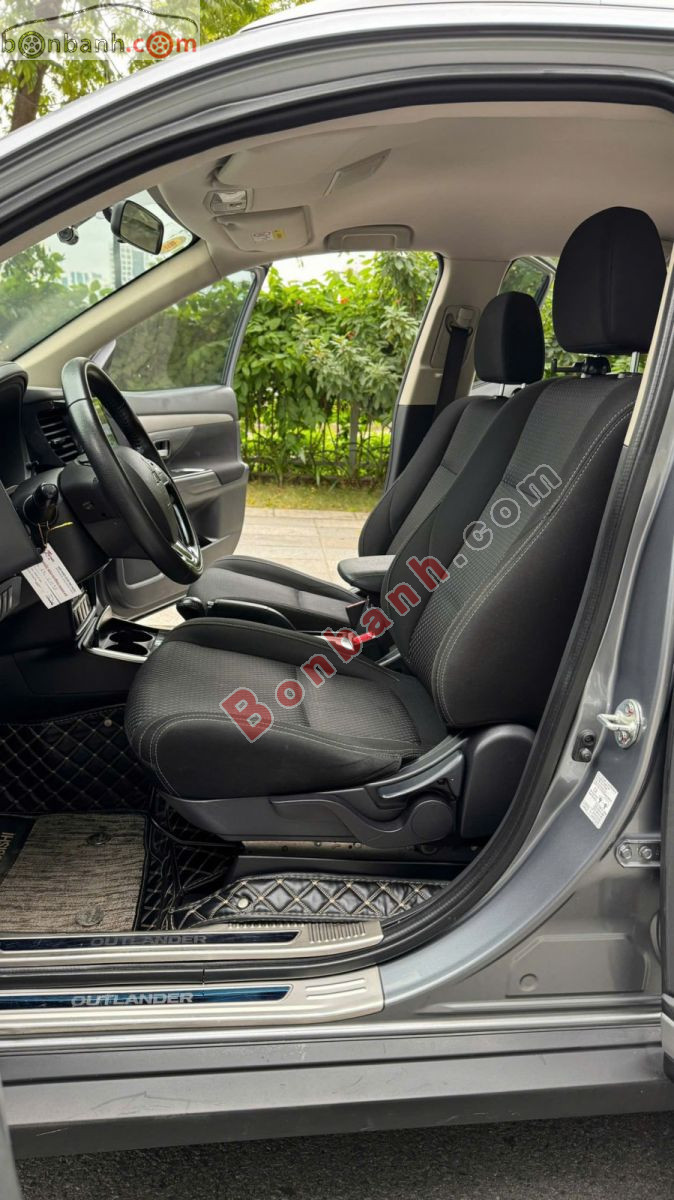 Bán ô tô Mitsubishi Outlander 2.0 CVT - 2019 - xe cũ