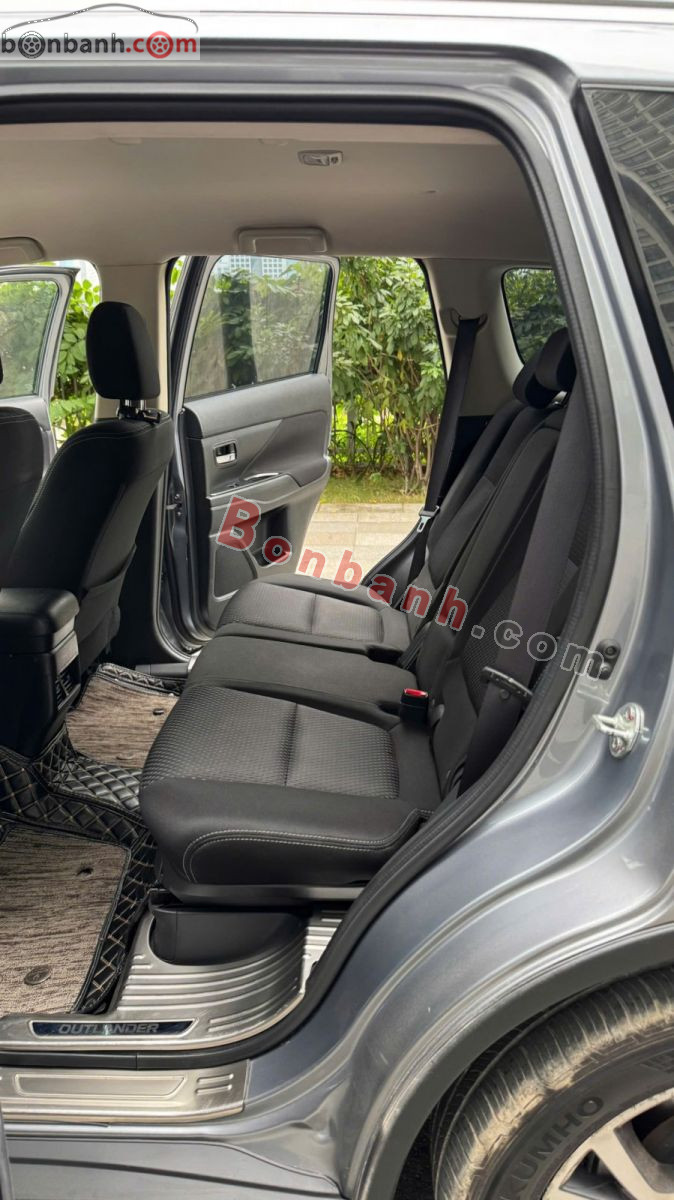 Bán ô tô Mitsubishi Outlander 2.0 CVT - 2019 - xe cũ