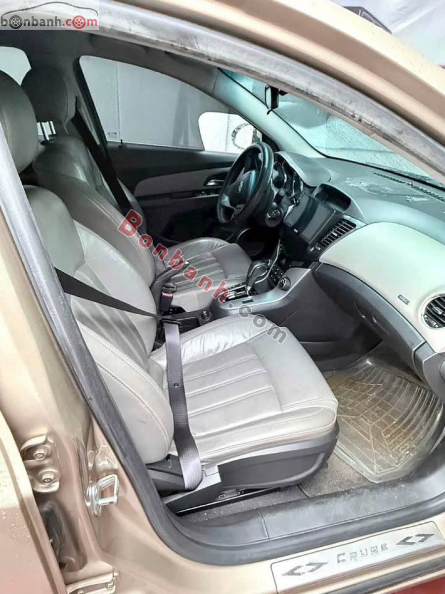 Bán ô tô Chevrolet Cruze LTZ 1.8 AT - 2015 - xe cũ