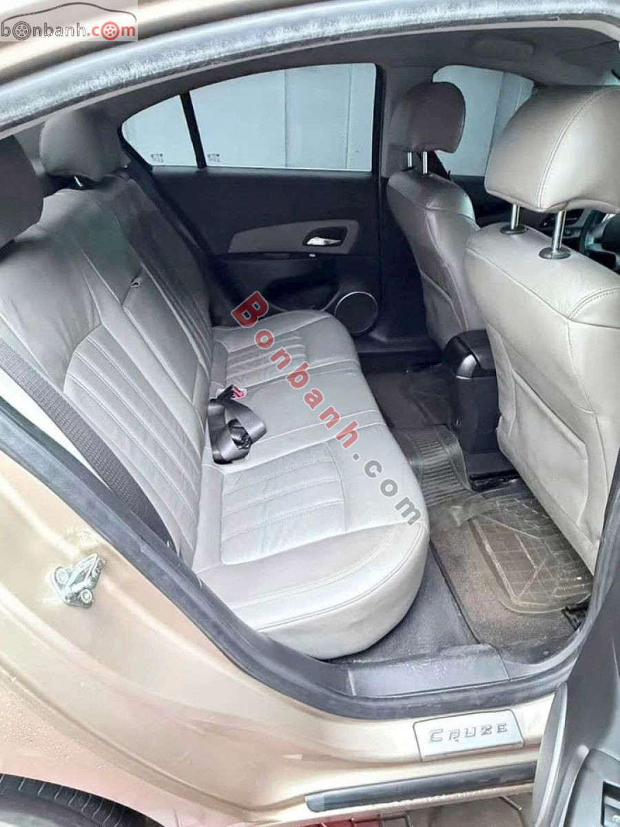 Bán ô tô Chevrolet Cruze LTZ 1.8 AT - 2015 - xe cũ