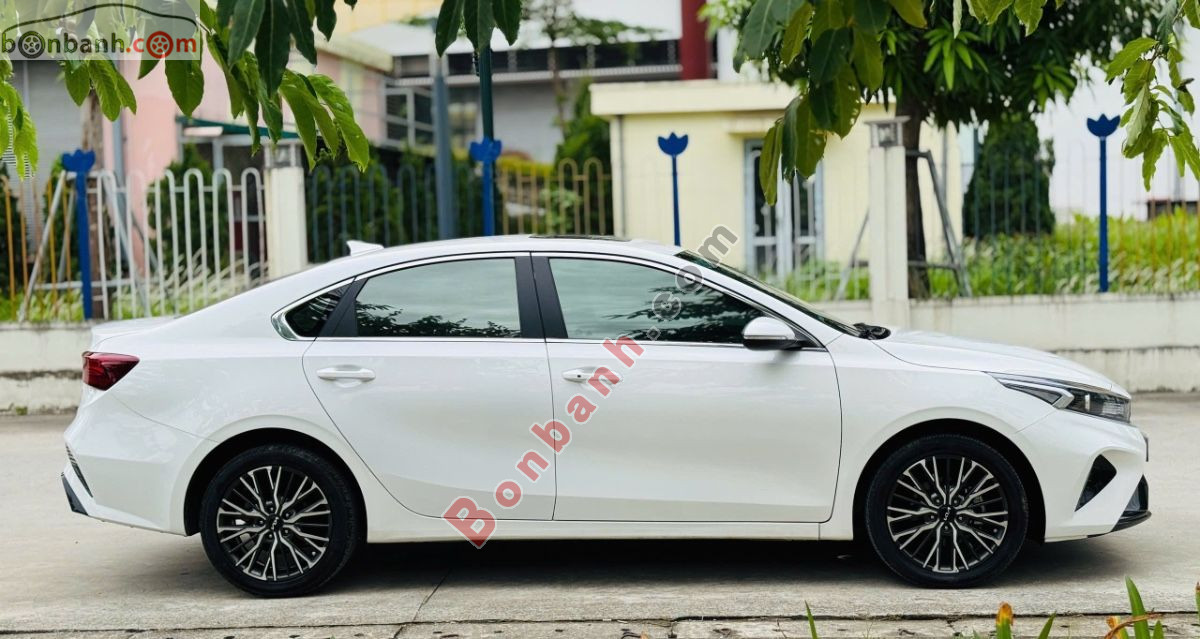 Bán ô tô Kia K3 Luxury 1.6 AT - 2025 - xe cũ