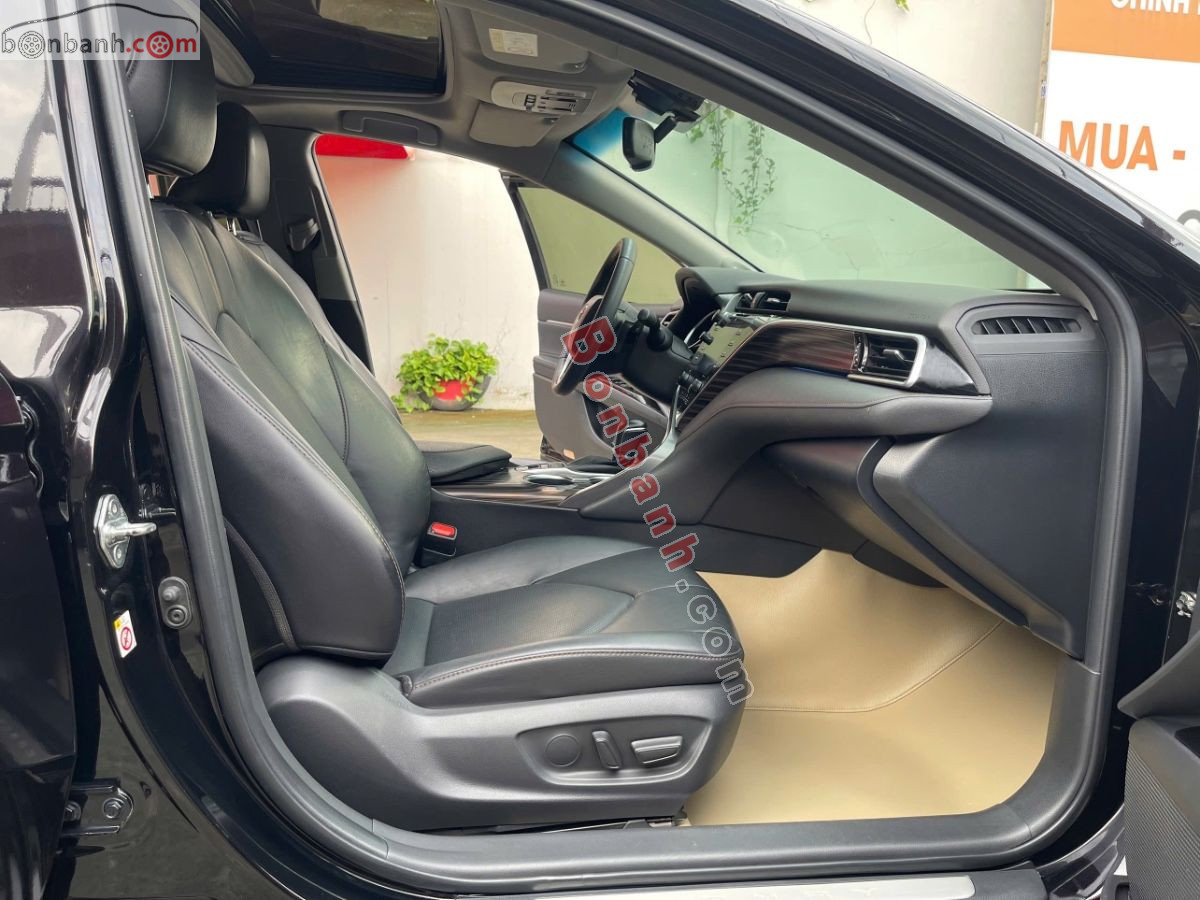 Bán ô tô Toyota Camry 2.5Q - 2020 - xe cũ