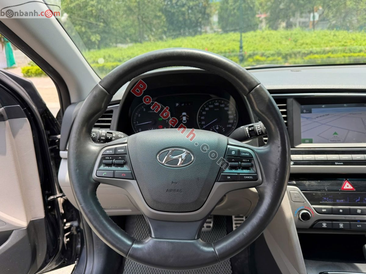 Bán ô tô Hyundai Elantra 2.0 AT - 2016 - xe cũ