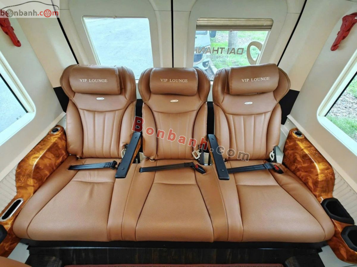 Bán ô tô Ford Transit Limousine 10S - 2025 - xe cũ
