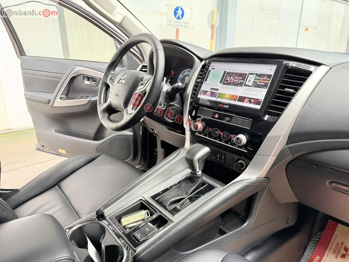 Bán ô tô Mitsubishi Pajero Sport 2.4D 4x2 AT - 2020 - xe cũ