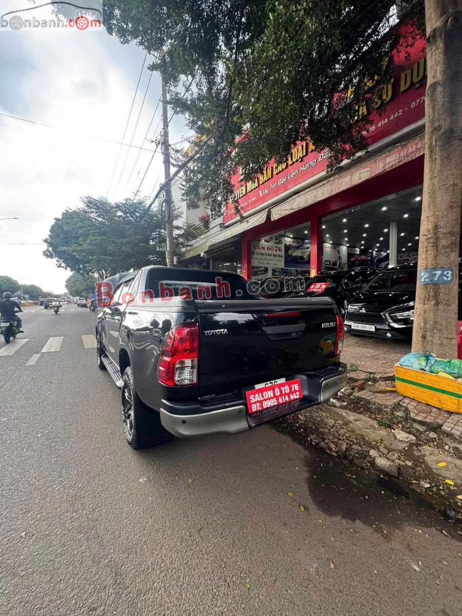 Bán ô tô Toyota Hilux 2.4L 4x2 AT - 2021 - xe cũ