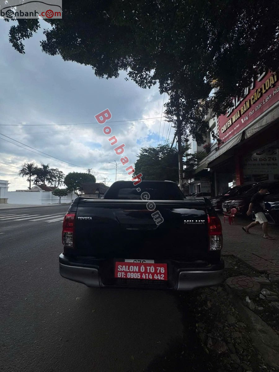 Bán ô tô Toyota Hilux 2.4L 4x2 AT - 2021 - xe cũ