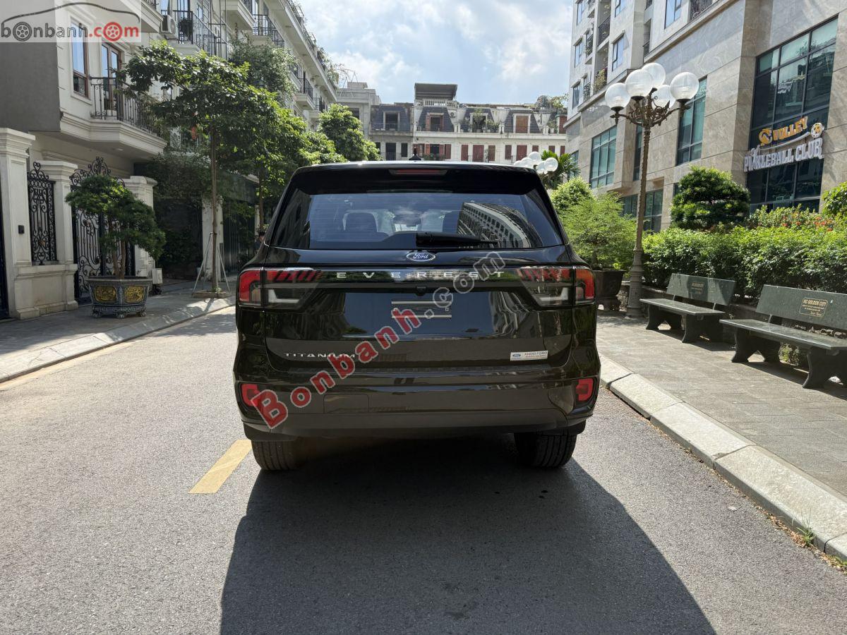 Bán ô tô Ford Everest Titanium 2.0L 4x2 AT - 2025 - xe cũ