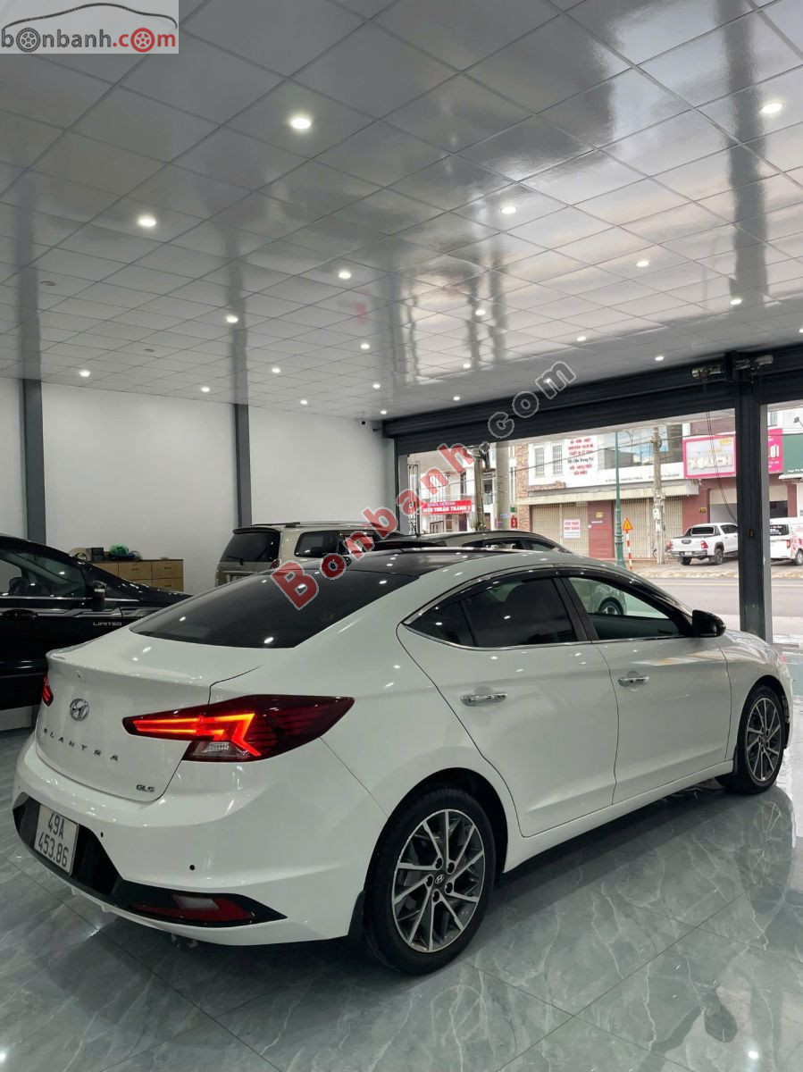 Bán ô tô Hyundai Elantra 2.0 AT - 2020 - xe cũ
