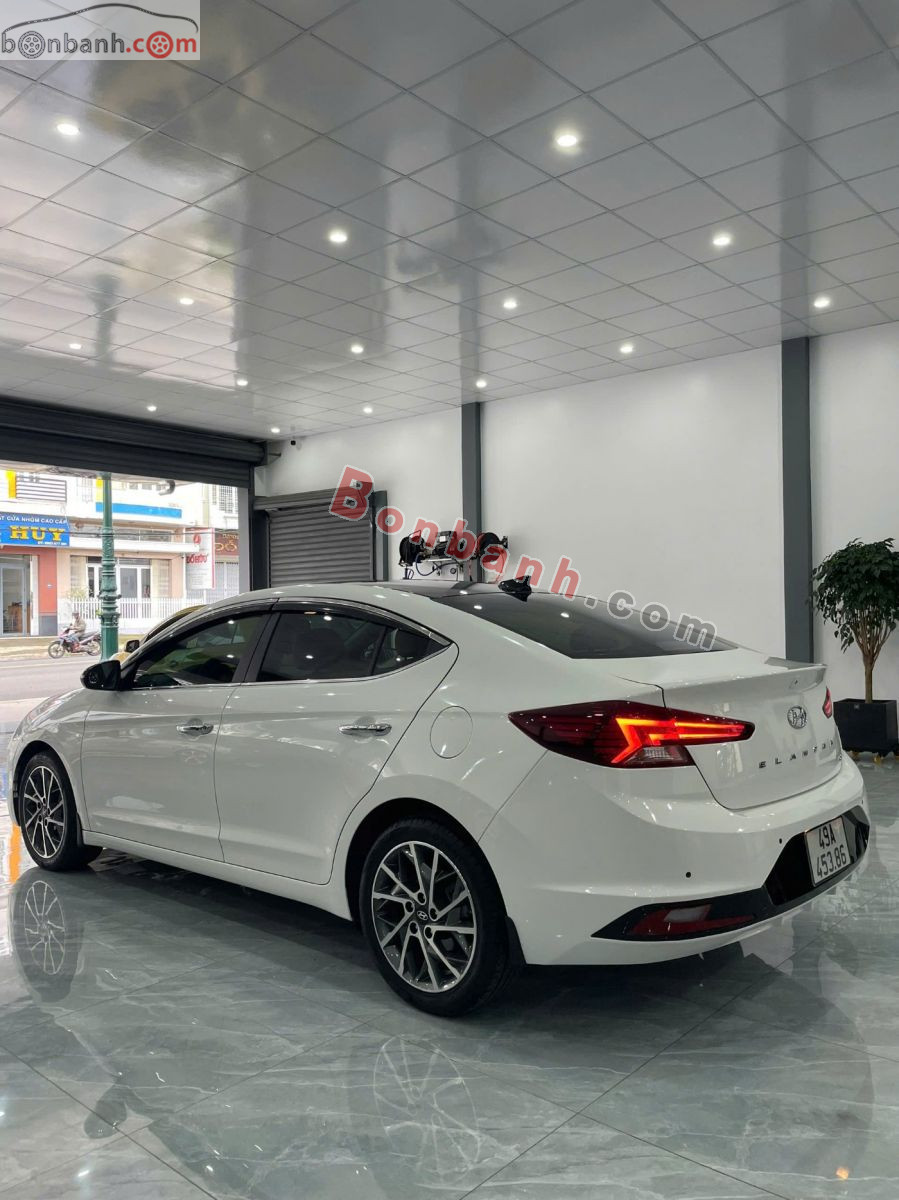 Bán ô tô Hyundai Elantra 2.0 AT - 2020 - xe cũ