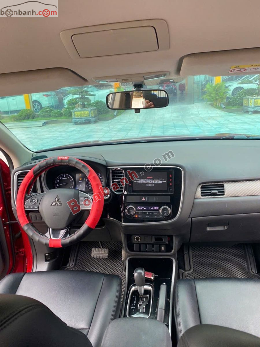 Bán ô tô Mitsubishi Outlander 2.0 CVT - 2019 - xe cũ