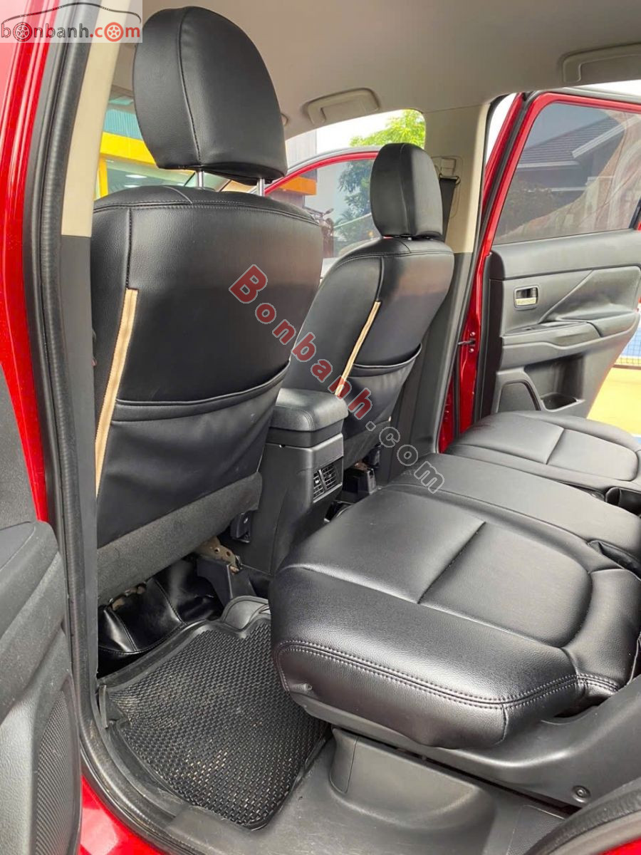 Bán ô tô Mitsubishi Outlander 2.0 CVT - 2019 - xe cũ