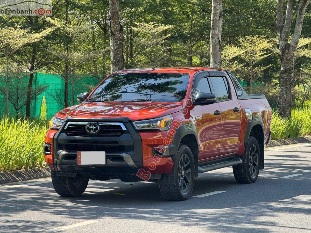 Bán ô tô Toyota Hilux 2.8L 4x4 AT - 2021 - xe cũ