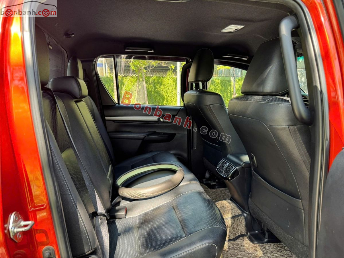 Bán ô tô Toyota Hilux 2.8L 4x4 AT - 2021 - xe cũ