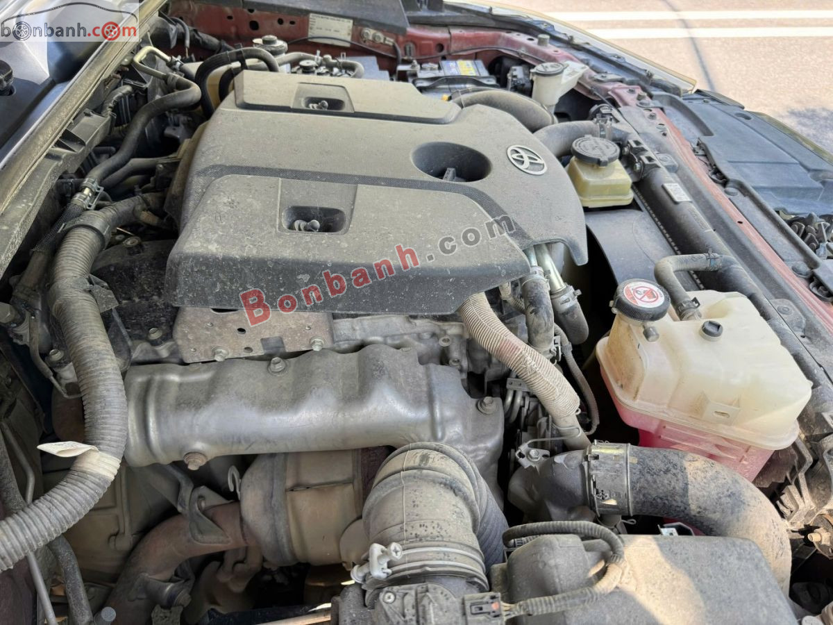 Bán ô tô Toyota Hilux 2.8L 4x4 AT - 2021 - xe cũ