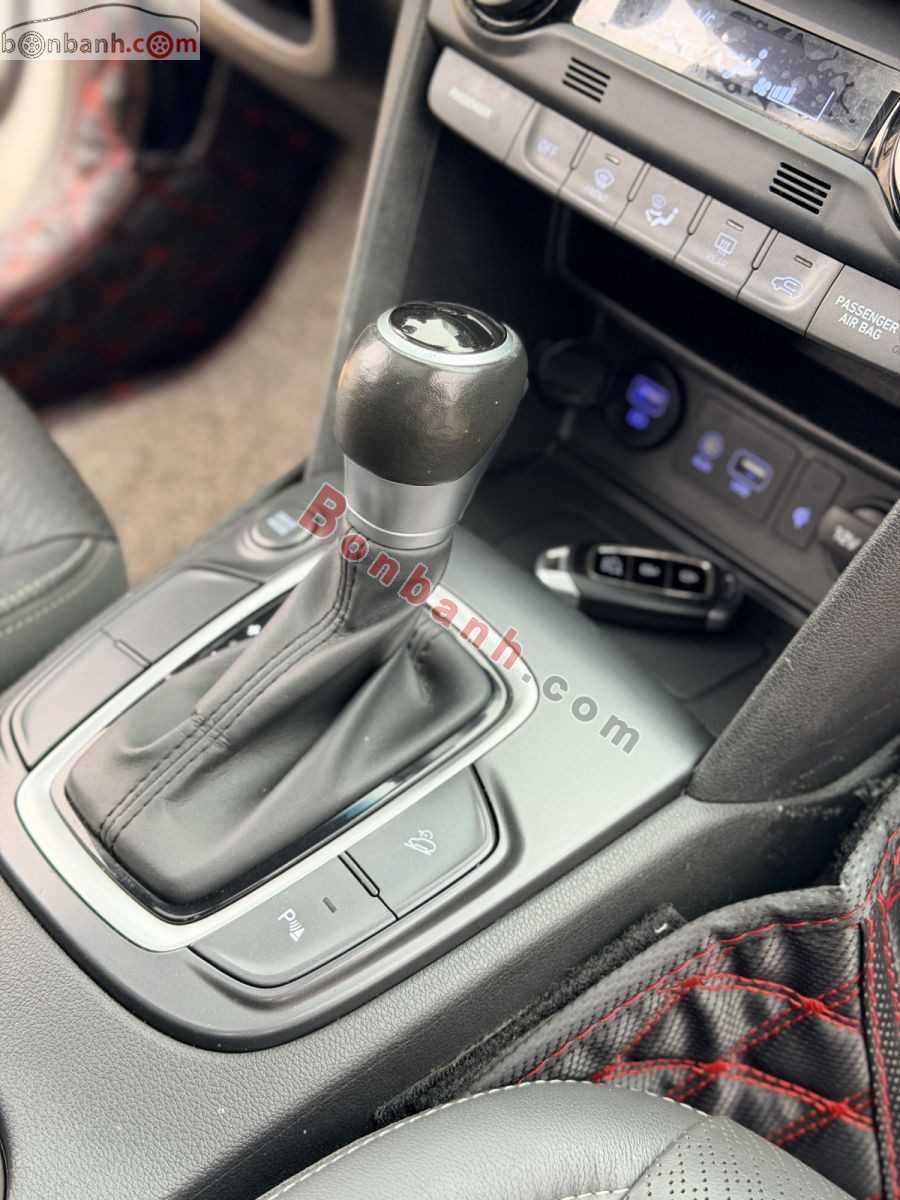 Bán ô tô Hyundai Kona 1.6 Turbo - 2018 - xe cũ