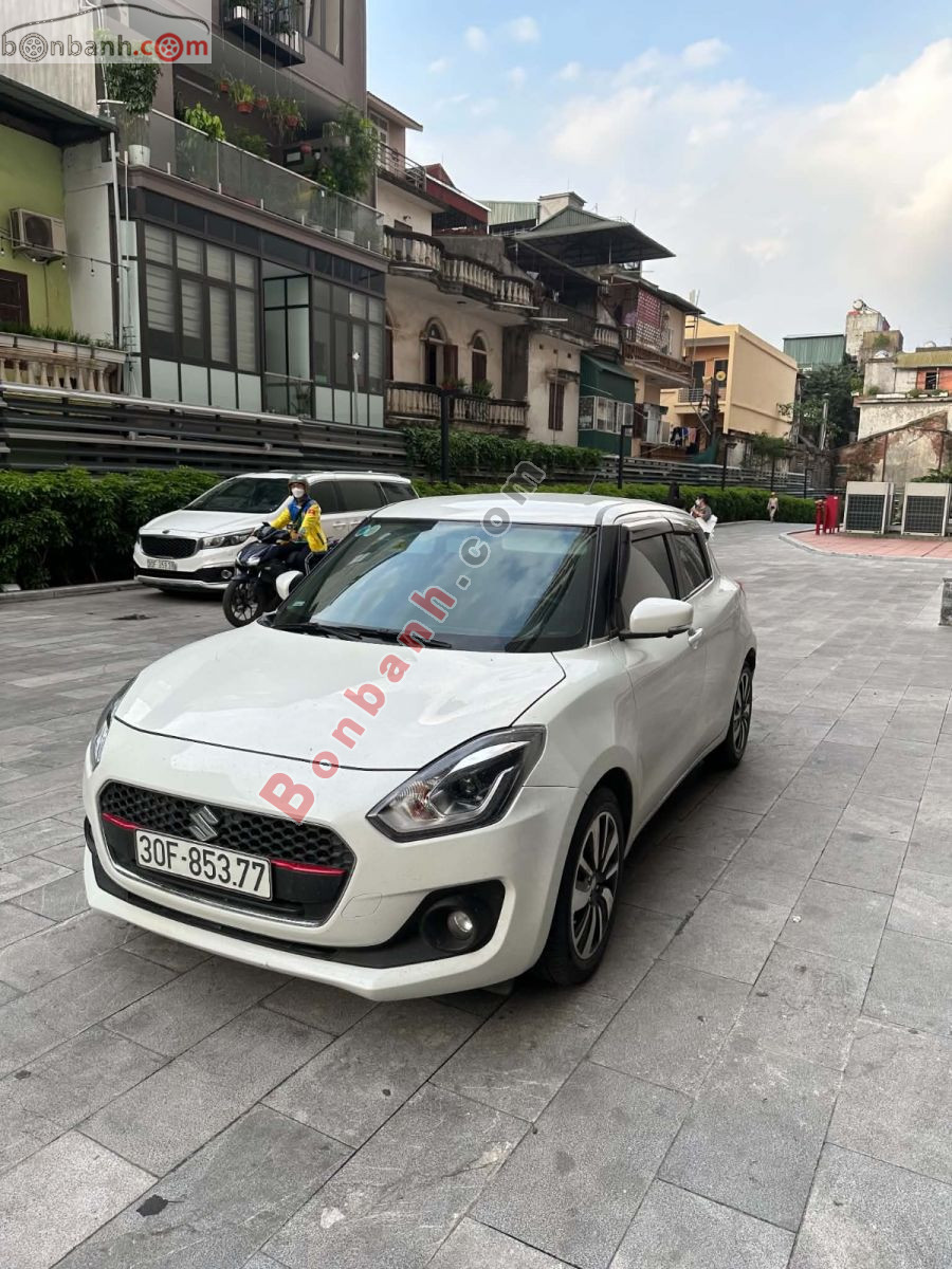 Bán ô tô Suzuki Swift GLX 1.2 AT - 2020 - xe cũ