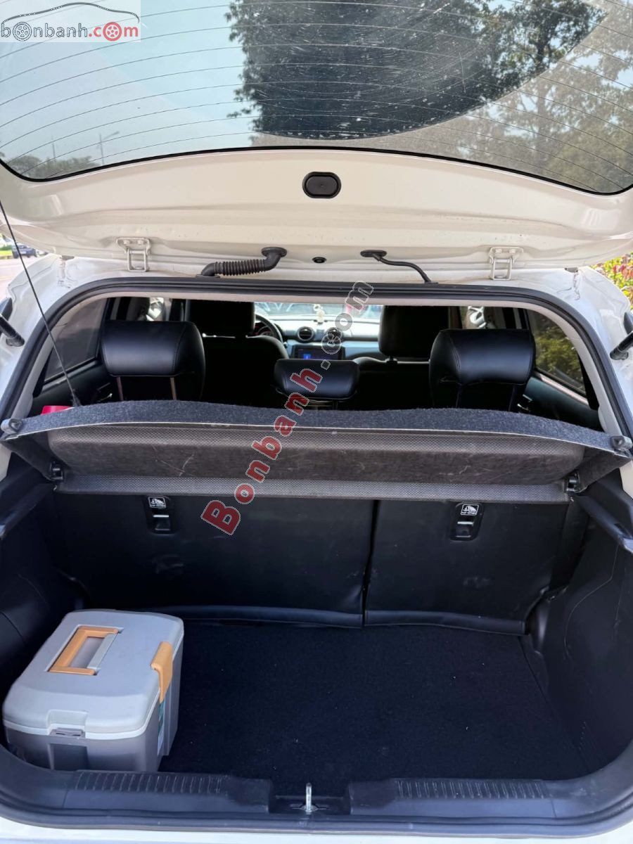 Bán ô tô Suzuki Swift GLX 1.2 AT - 2020 - xe cũ