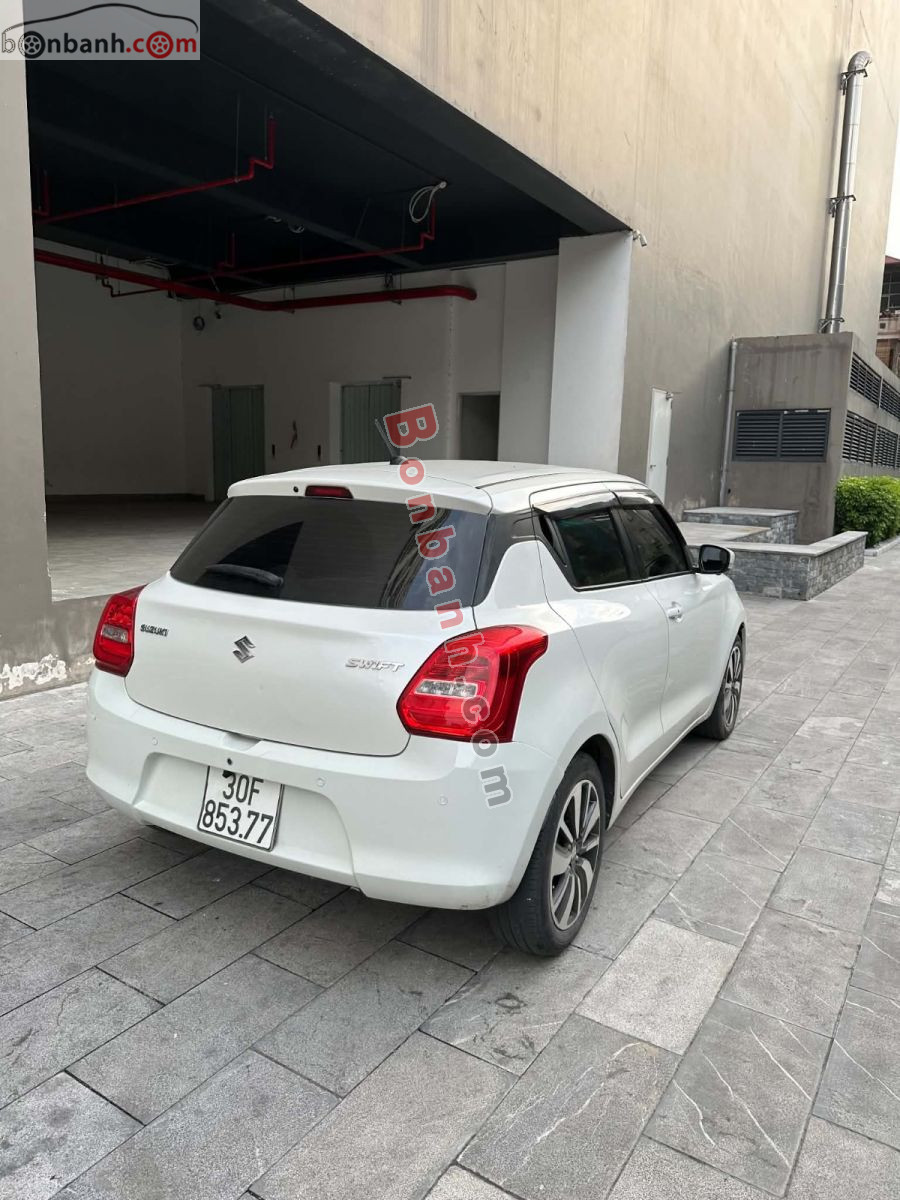 Bán ô tô Suzuki Swift GLX 1.2 AT - 2020 - xe cũ