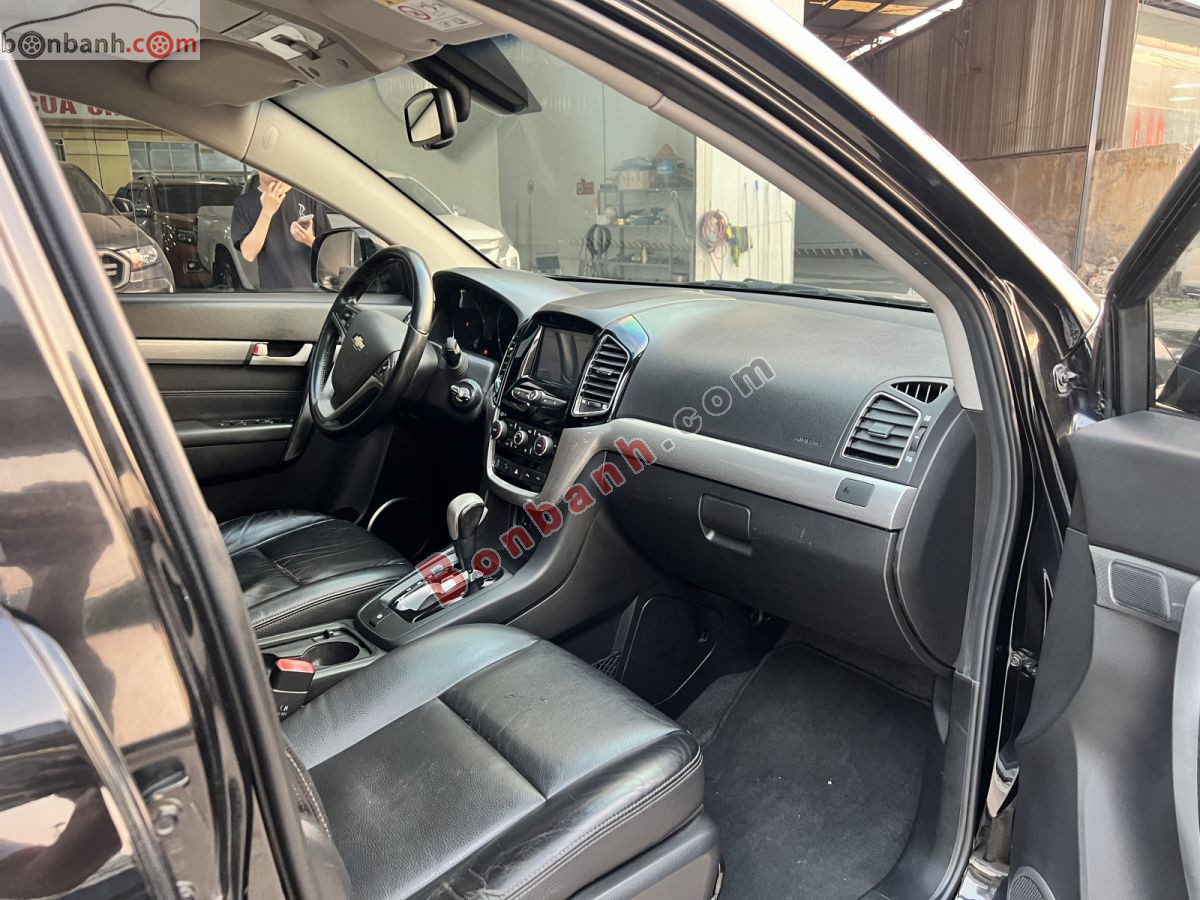 Bán ô tô Chevrolet Captiva Revv LTZ 2.4 AT - 2017 - xe cũ