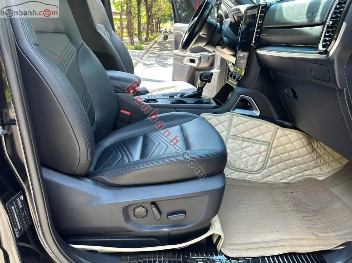 Bán ô tô Ford Everest Titanium 2.0L 4x2 AT - 2022 - xe cũ