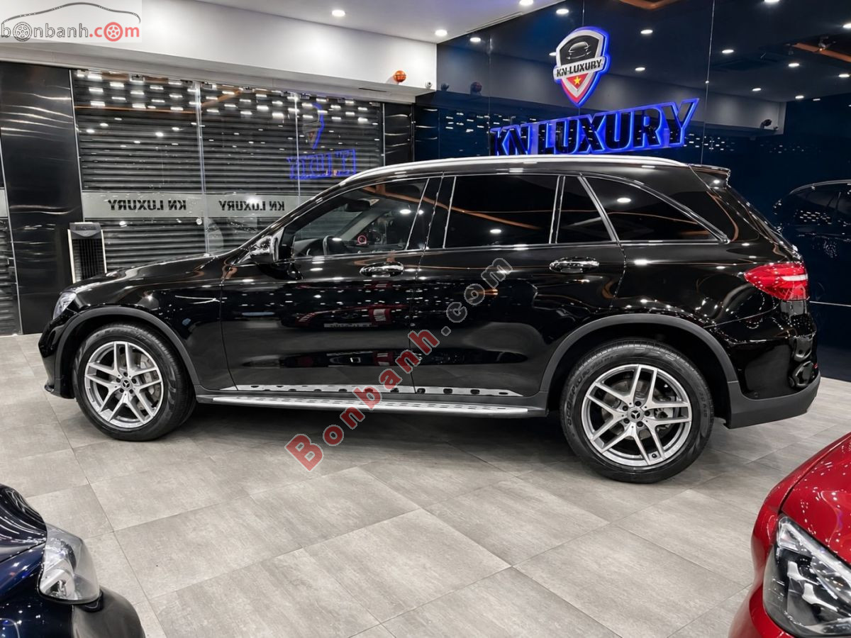 Bán ô tô Mercedes Benz GLC 300 4Matic - 2018 - xe cũ