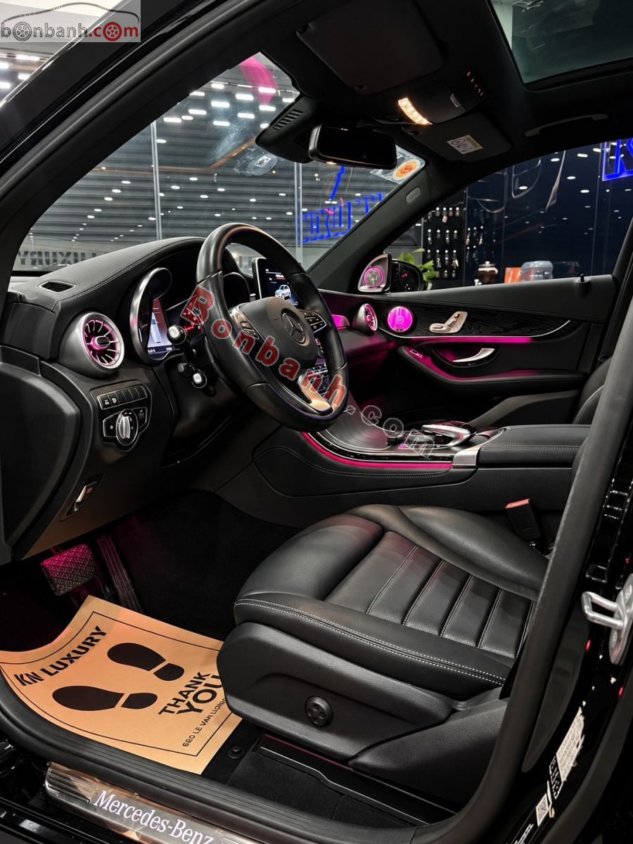Bán ô tô Mercedes Benz GLC 300 4Matic - 2018 - xe cũ