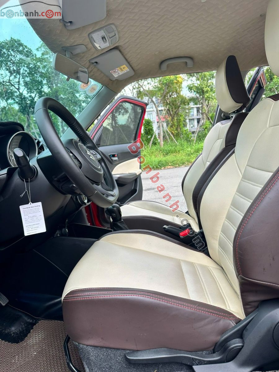 Bán ô tô Suzuki Swift GLX 1.2 AT - 2022 - xe cũ