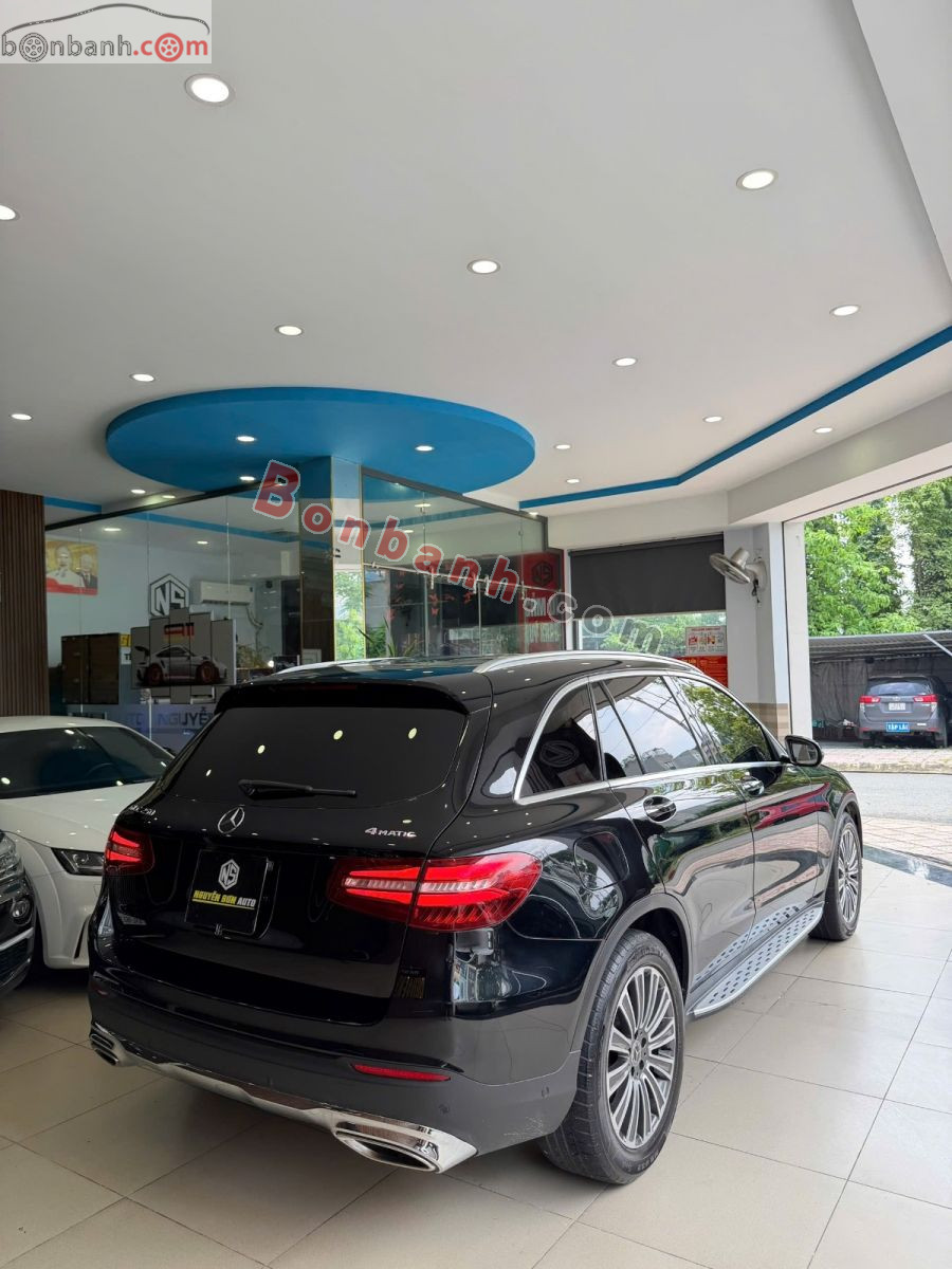 Bán ô tô Mercedes Benz GLC 250 4Matic - 2019 - xe cũ