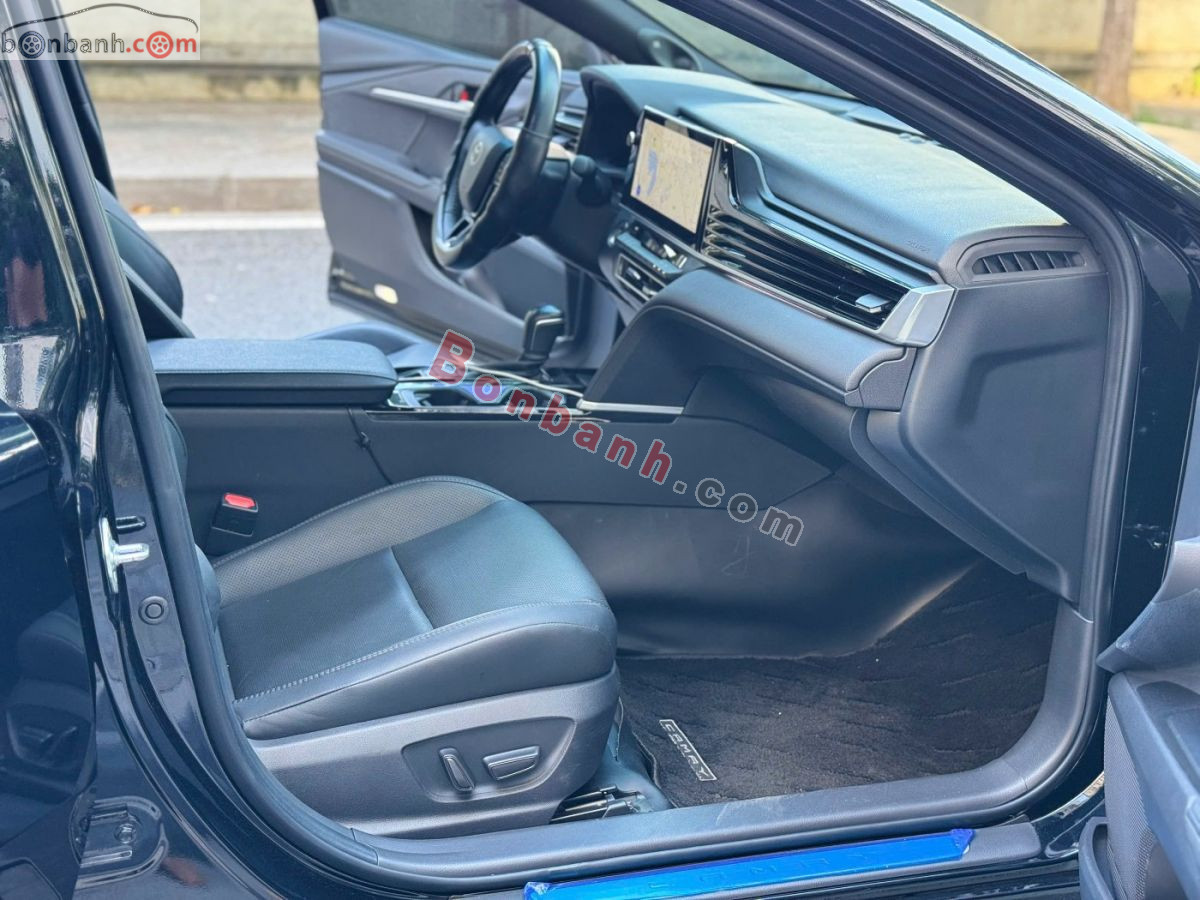 Bán ô tô Toyota Camry 2.0Q - 2025 - xe cũ