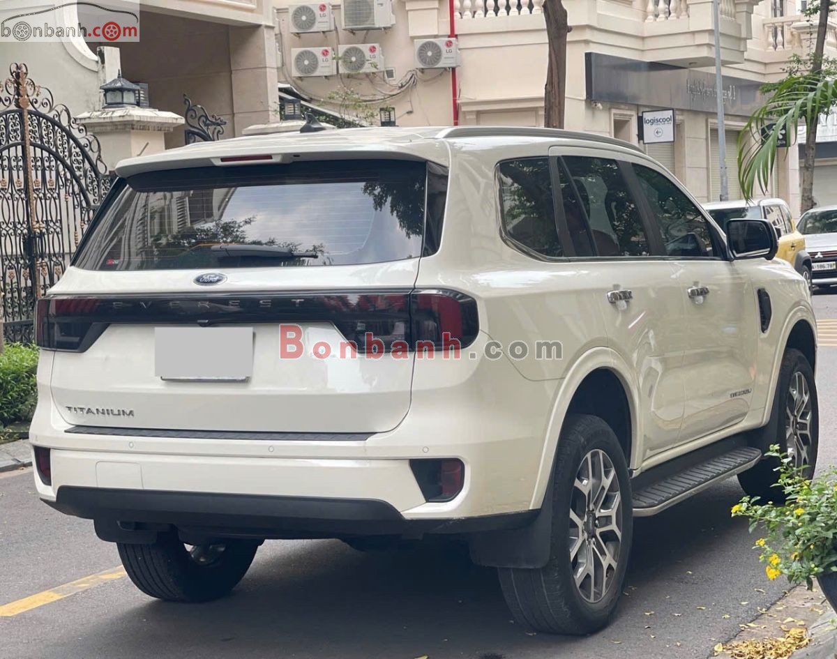 Bán ô tô Ford Everest Titanium 2.0L 4x2 AT - 2024 - xe cũ