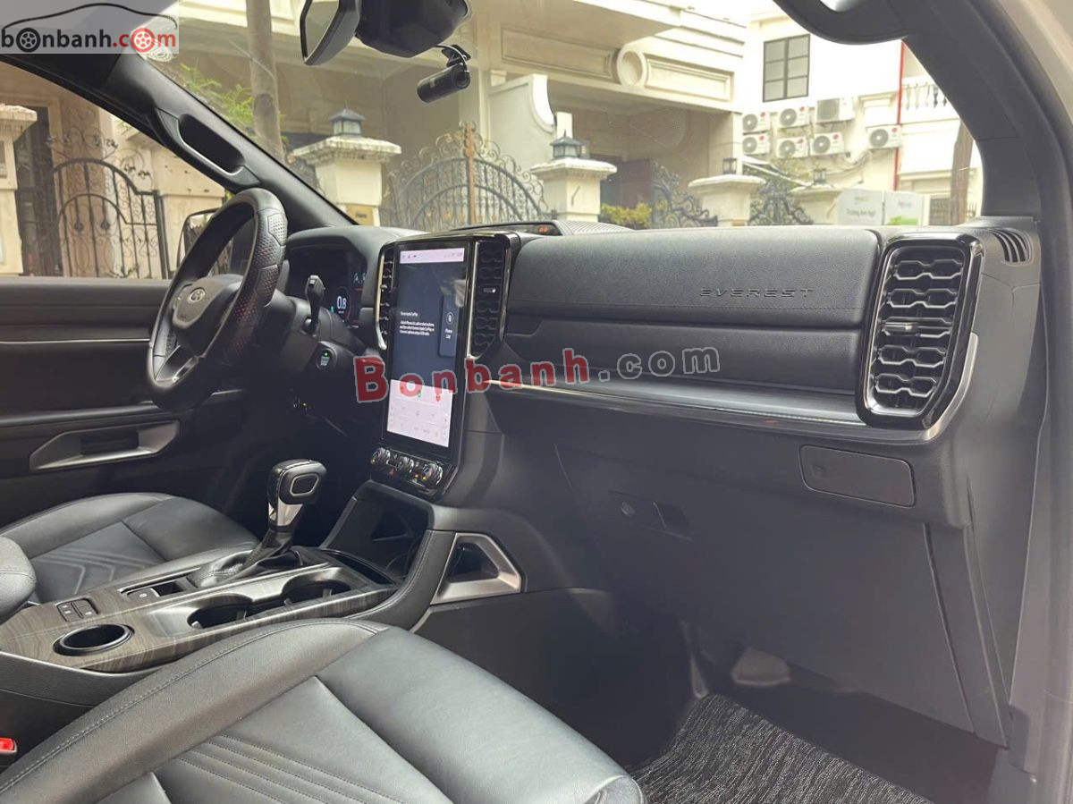 Bán ô tô Ford Everest Titanium 2.0L 4x2 AT - 2024 - xe cũ