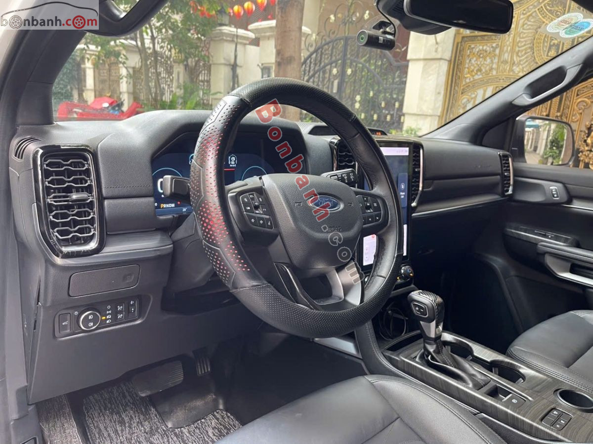 Bán ô tô Ford Everest Titanium 2.0L 4x2 AT - 2024 - xe cũ